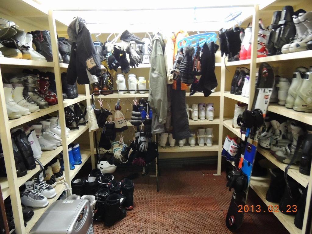 יוזאווה Naeba Lodge Oka מראה חיצוני תמונה